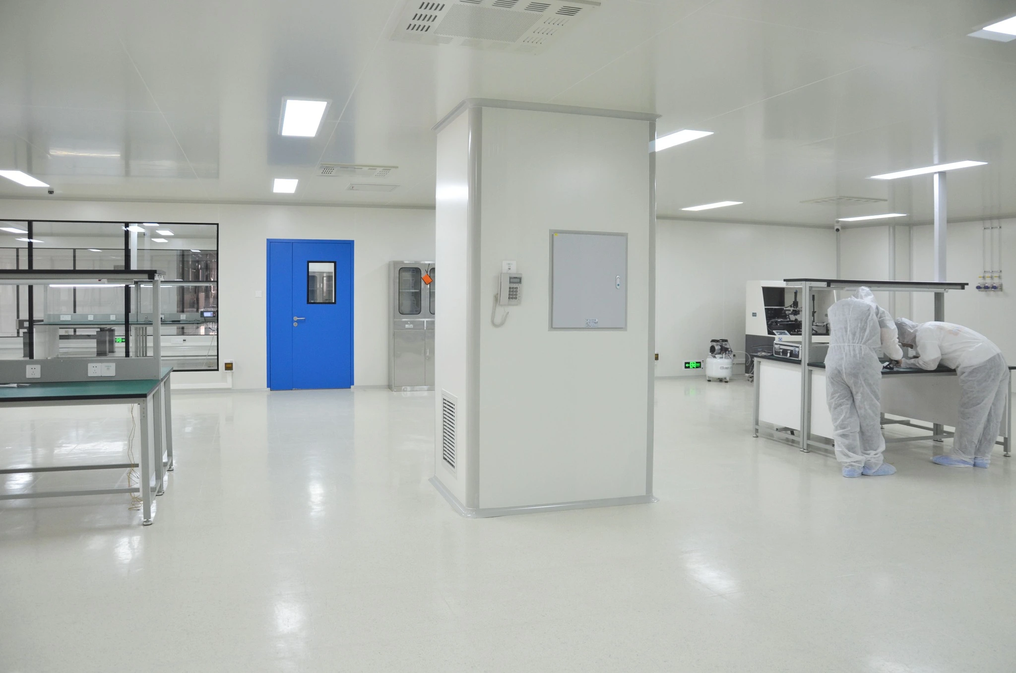 Tiêu chuẩn phòng sạch và Tầm quan trọng của phòng sạch trong công nghiệp